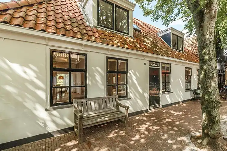 Vakantiehuis Dorpsstraat 10