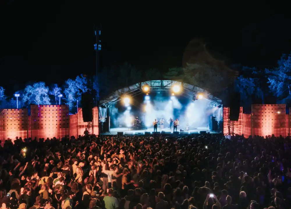 Concert Yard Act Into The Great Wide Open 2025